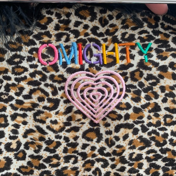 OMIGHTY Cheetah Print Feather Trim Tube Top - Picture 6 of 8